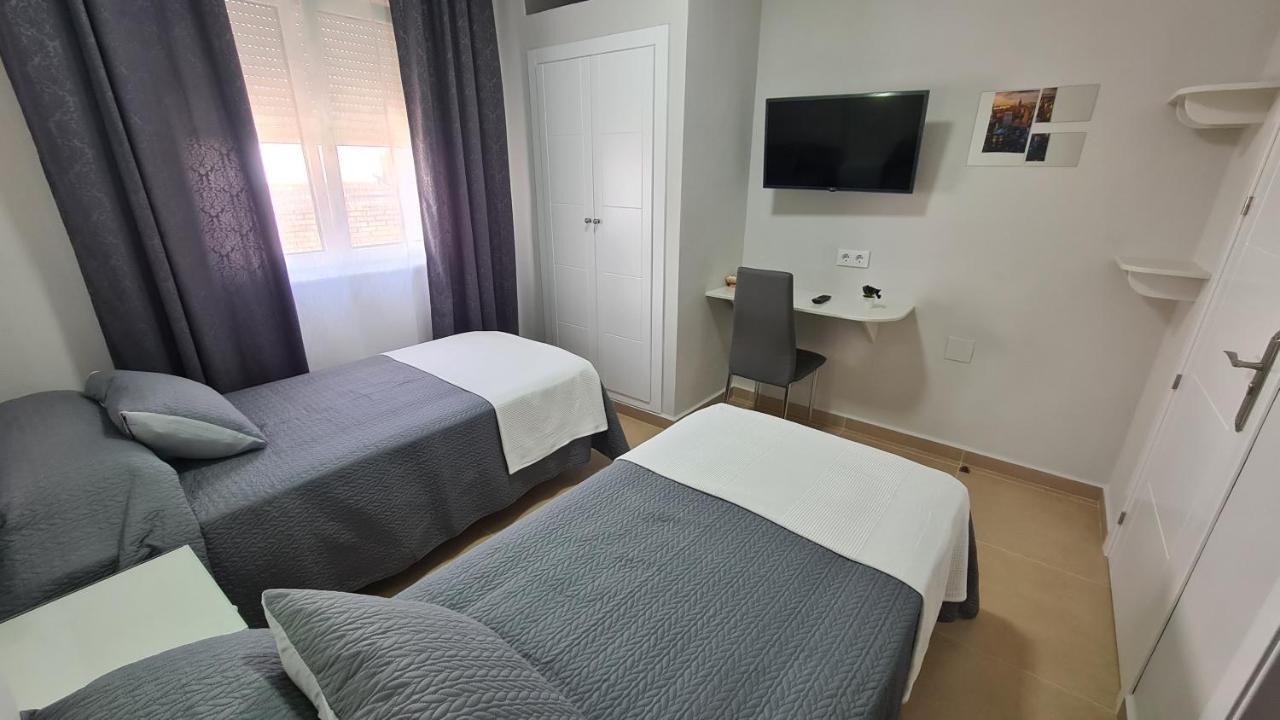 Hostal Malaga Аркос де ла Фронтера Экстерьер фото