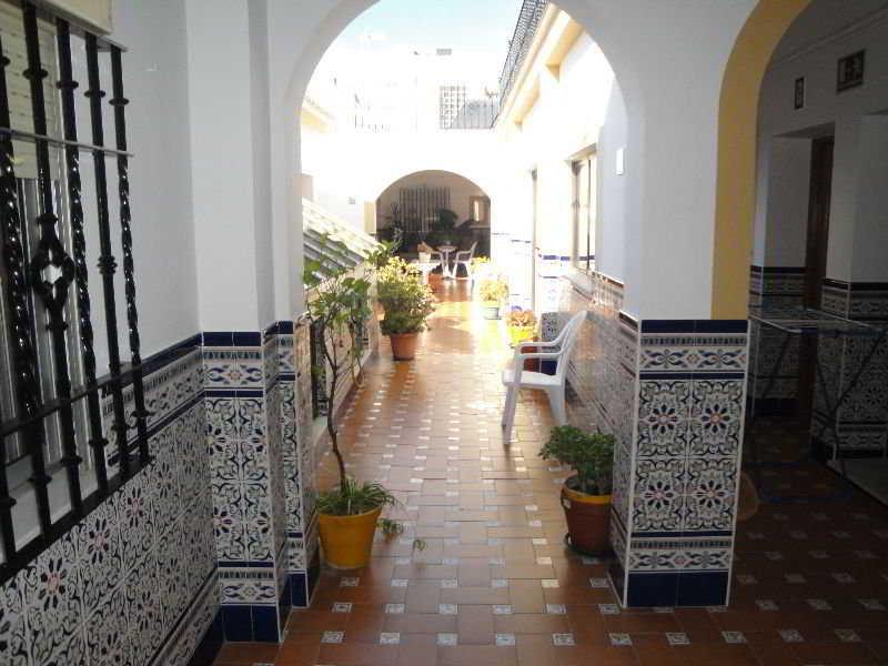 Hostal Malaga Аркос де ла Фронтера Экстерьер фото