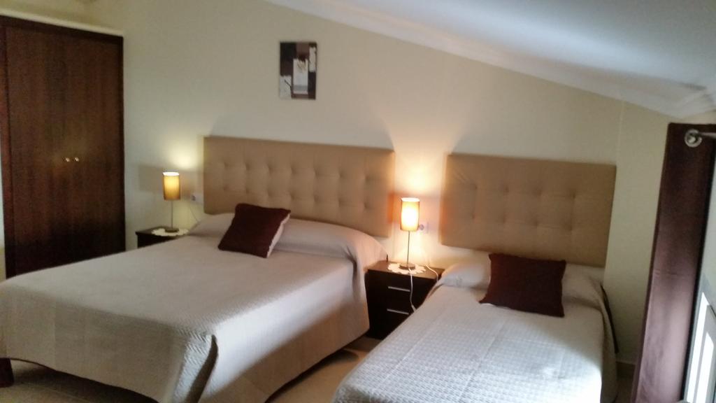 Hostal Malaga Аркос де ла Фронтера Экстерьер фото